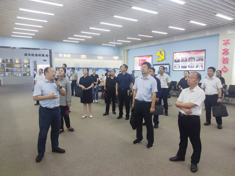 2024年7月17日，市國資委系統(tǒng)在公司開展“三組聯(lián)建”現(xiàn)場觀摩1（公司展廳）_副本